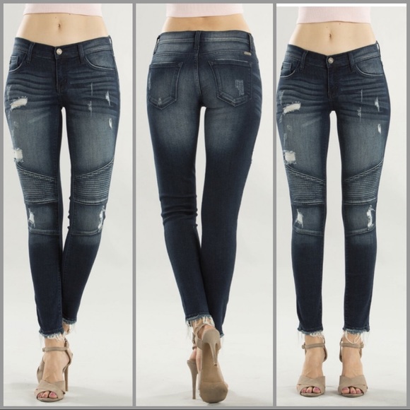 Last 23, 24 ‼️ Dark Wash Low Rise Moto Jeans - Picture 4 of 7